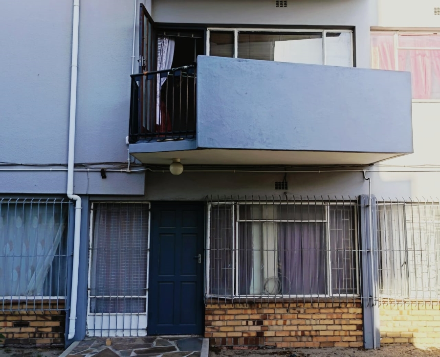 2 Bedroom Property for Sale in Parow Valley Western Cape